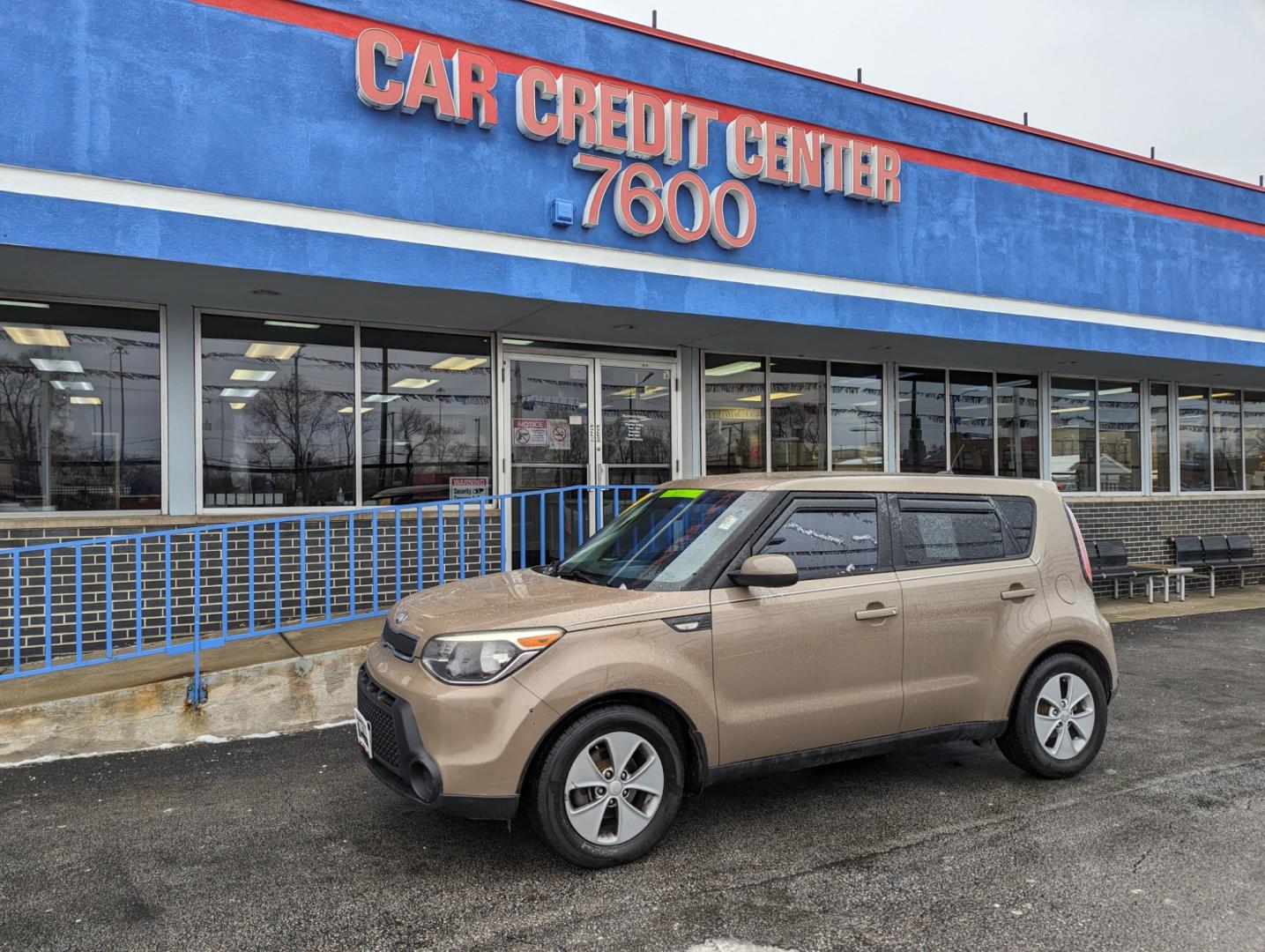 2014 BROWN Kia Soul Base (KNDJN2A20E7) with an 1.6L L4 DOHC 16V engine, located at 7600 S Western Ave., Chicago, IL, 60620, (773) 918-3980, 0.000000, 0.000000 - Photo#1